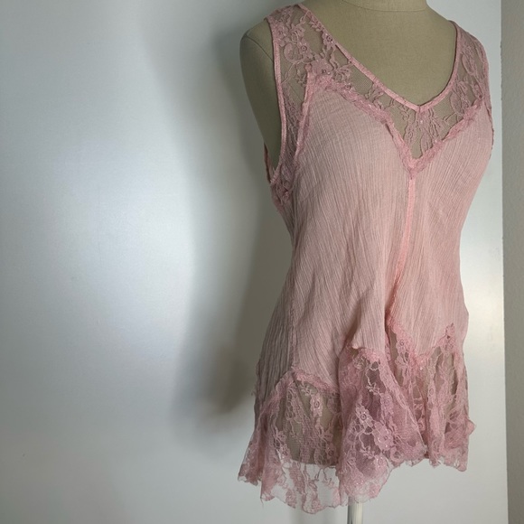Forever21 pink sheer lace top L - Picture 14 of 16